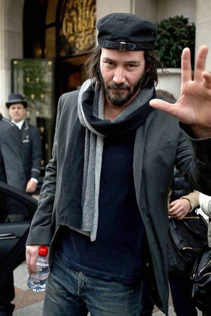 Arriba 73+ imagen keanu reeves background Thptletrongtan.edu.vn