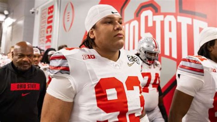 Ohio State Defensive Tackle Hero Kanu Loses Black Stripe Buckeye Huddle