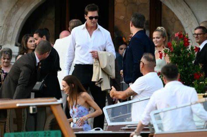 Tom Brady spotted talking to &lsquo;different women&rsquo; at Fourth of July party