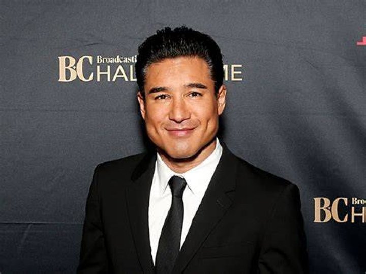 Who is Mario Lopez's wife Courtney Laine Mazza? The US Sun